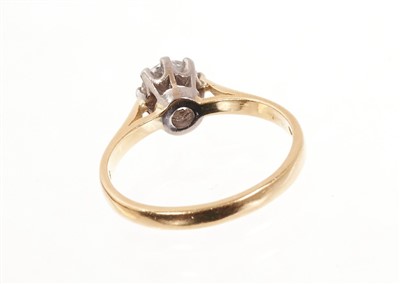 Lot 415 - Diamond single stone ring