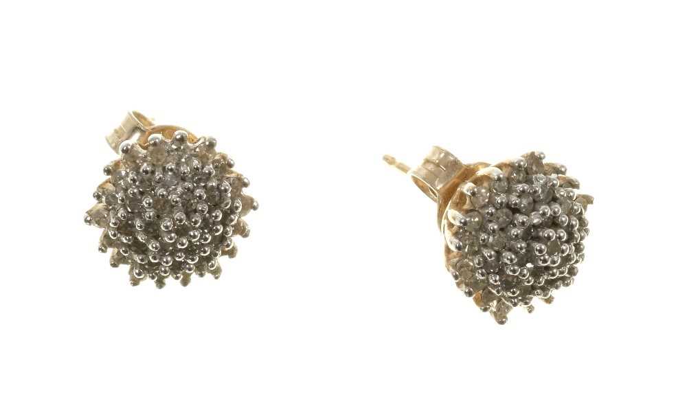 Lot 445 - Diamond earrings