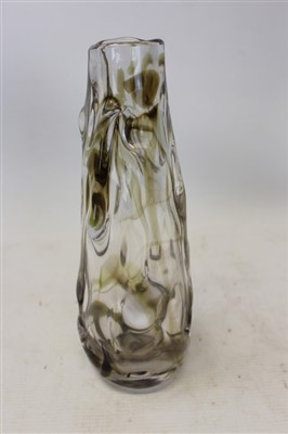Lot 2100 - Whitefriars art glass streaky knobbly vase