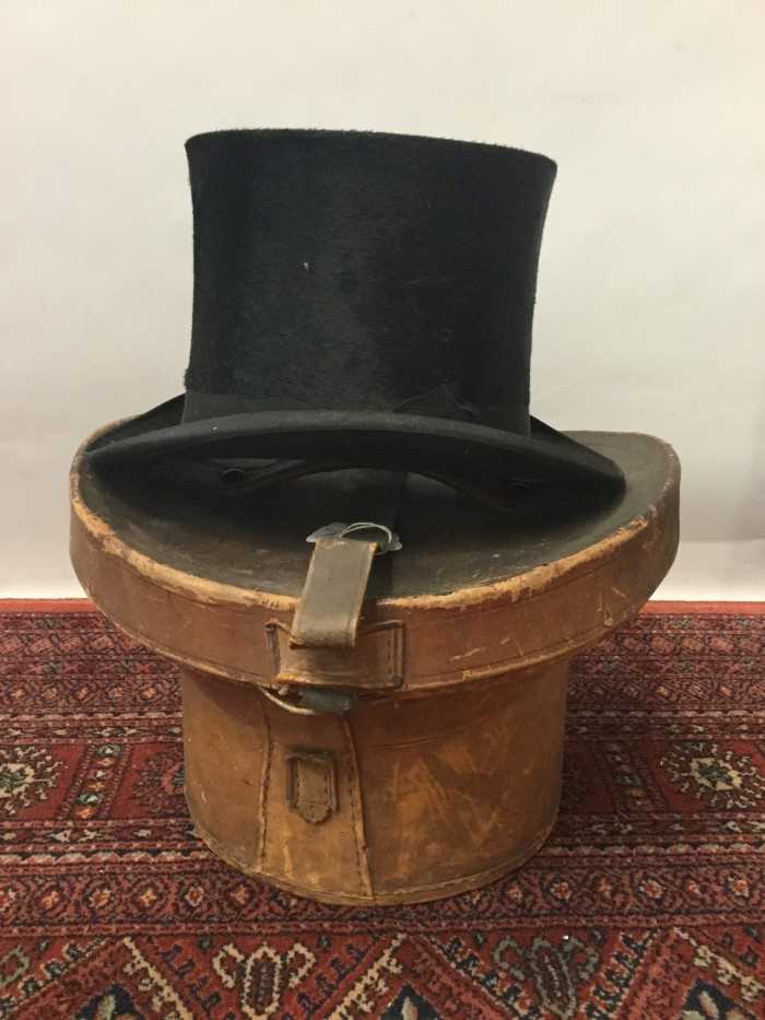 Lot 3077 - Selection of vintage hats