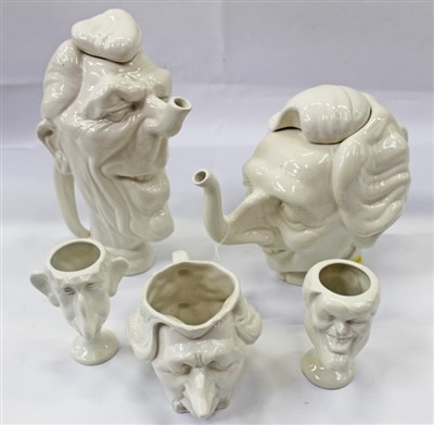 Lot 2148 - Five pieces of Carlton Ware Spitting Image pottery