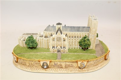 Lot 2076 - Lilliput Lane model of Westminster Abbey, together with a Lilliput Land Diamond Wedding model of Buckingham Palace (2)