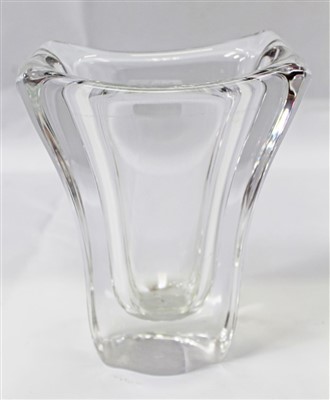 Lot 2163 - Daum crystal clear glass vase, signed Daum France