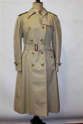 Lot 3092 - Ladies Burberrys raincoat size 10