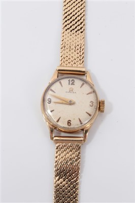 Lot 3257 - Ladies Gold (9ct) Omega Wristwatch