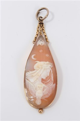 Lot 3259 - Unusual cameo pendant depicting Goddess Athena with her owl