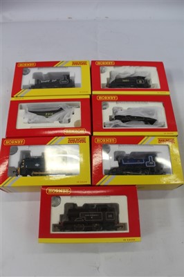 Lot 2796 - Railway - Hornby 00 gauge selection of boxed locomotives