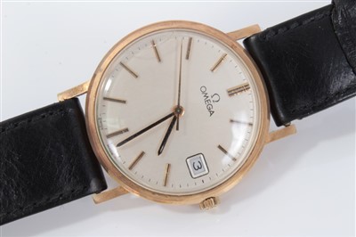 Lot 3252 - Omega gold cased wristwatch