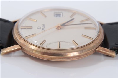 Lot 3252 - Omega gold cased wristwatch