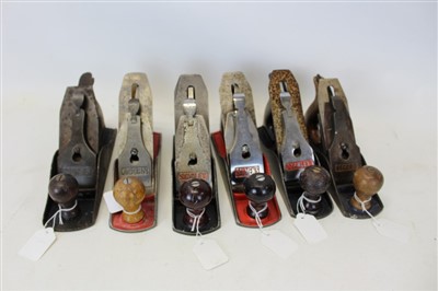 Lot 3539 - Six vintage smoothing planes