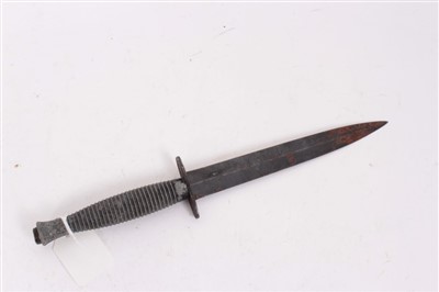 Lot 839 - Second World War British FS fighting knife with ribbed alloy hilt and straight cross guard marked William Rogers