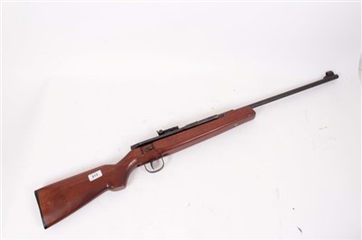 Lot 915 - .22 air rifle with side cocking arm