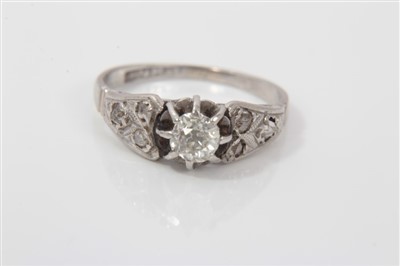 Lot 3294 - White gold (18ct) and platinum single stone diamond ring