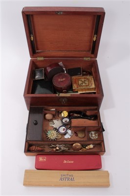 Lot 3323 - Wooden work box containing antique and later jewellery, wristwatches and bijouterie