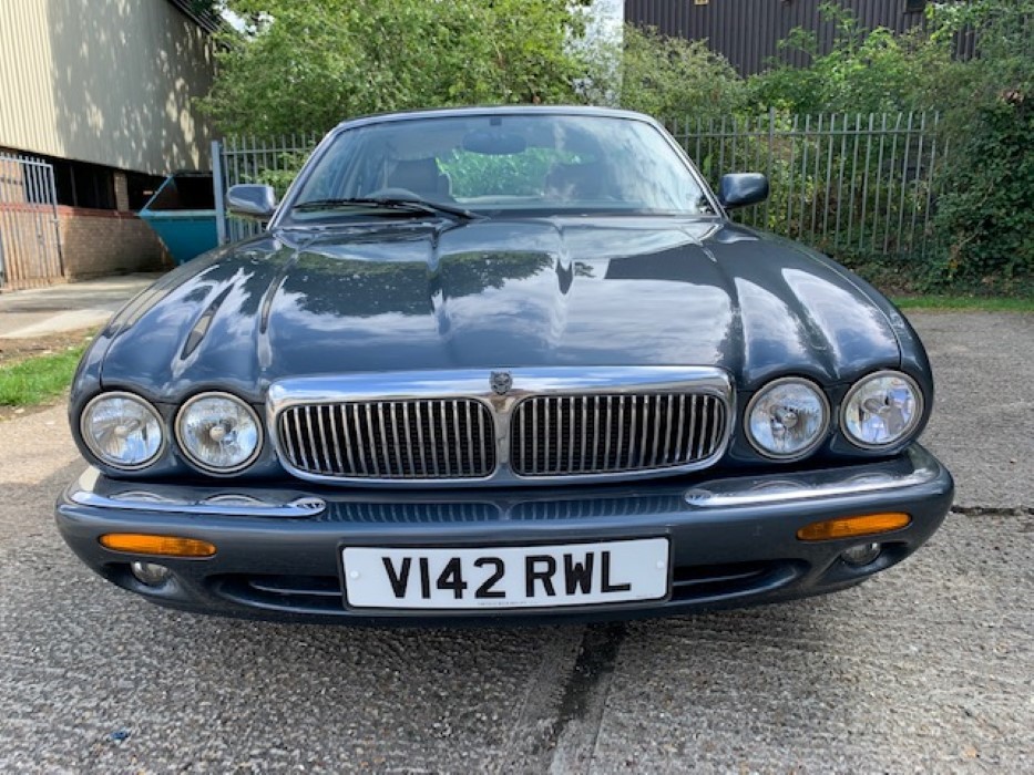 Jaguar xj 308