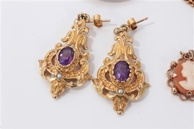 Lot 3389 - Pair of Victorian-style 9ct gold amethyst and seed pearl set earrings, carved cameo brooch and matching earrings and two yellow metal lockets