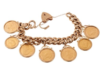 Lot 532 - Gold sovereign and half sovereign bracelet (5 x full sovereign and 2 half sovereign)