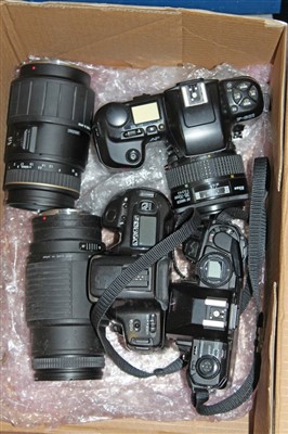 Lot 142 - Various 35mm SLR cameras and lenses