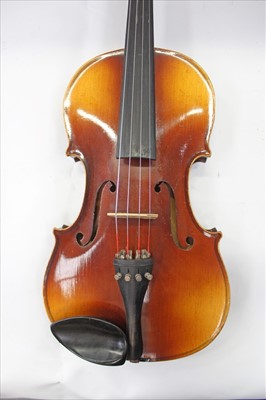 Lot 58 - A Czechoslovakian viola bearing label stating