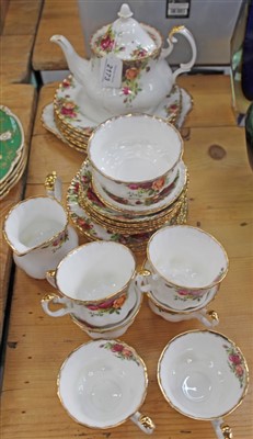 Lot 2173 - Royal Albert “Old Country Roses” Pattern 6 place tea set, comprising teapot, six tea plates, six saucers, milk jug, sugar bowl, six cups, cake plate, six side plates and two pin dishes (35 pieces)