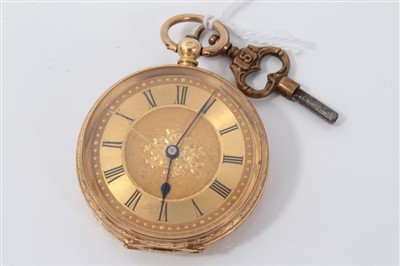 Lot 3420 - Gold (18ct) cased fob watch