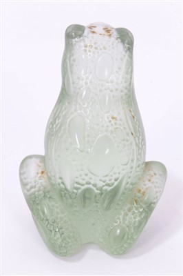 Lot 76 - Lalique green glass frog