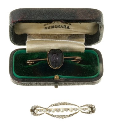 Lot 518 - Antique scarab brooch, together with antique brooch