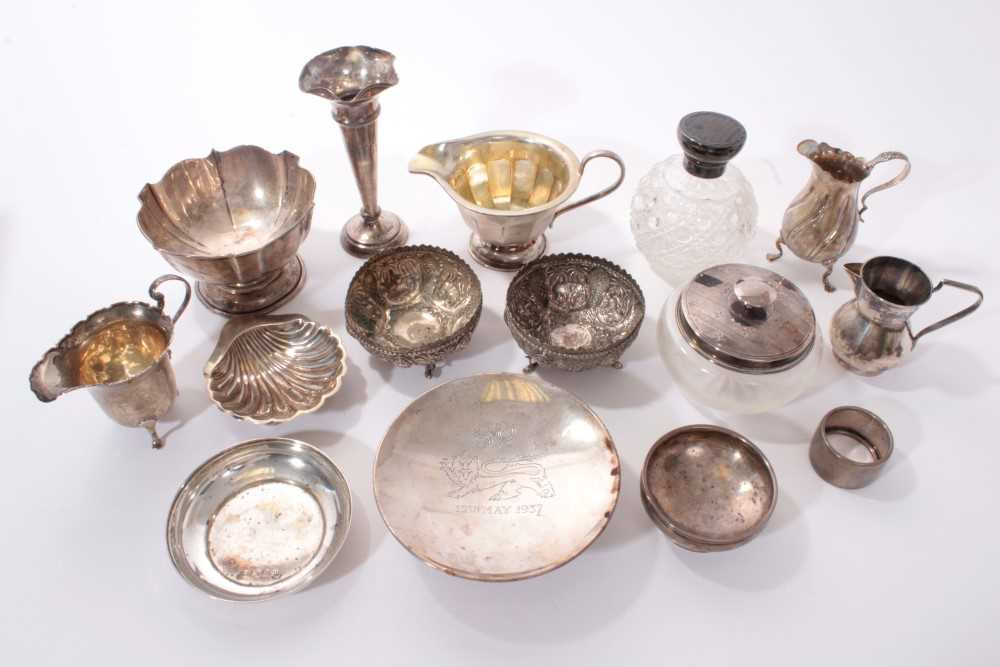 Lot 223 - Selection of early 20th century silver