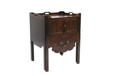 Lot 1417 - George III mahogany night table