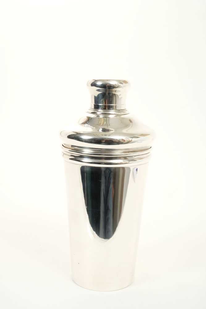 Lot 235 - Tiffany & Co silver cocktail shaker