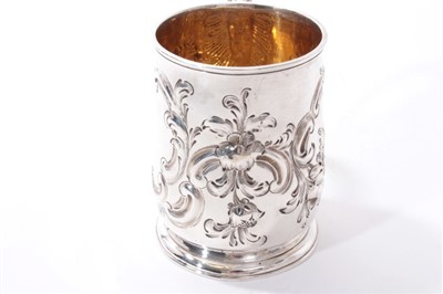 Lot 238 - George II silver tankard with later chased decoration