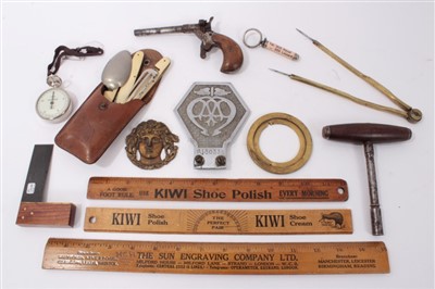 Lot 961 - Mixed group of items to include vintage AA badge, surgeons tool etc