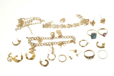 Lot 567 - Gold and yellow metal jewellery