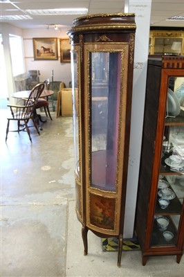 Lot 1383 - Vernis Martin style display cabinet