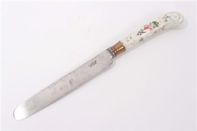 Lot 104 - 18th century Chelsea porcelain handled large table knife with moulded rococo and painted bird and floral decoration 30cm