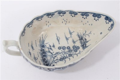 Lot 116 - 18th century Worcester blue and white leaf moulded dish