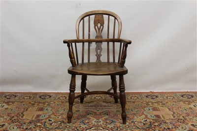 Lot 1429 - Antique ash and elm child’s Windsor chair