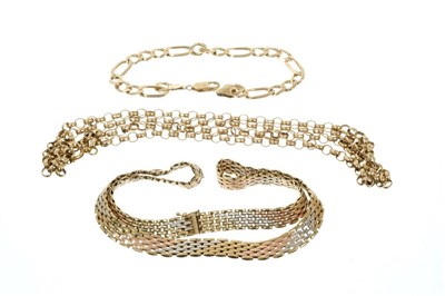 Lot 654 - Three 9ct gold chains