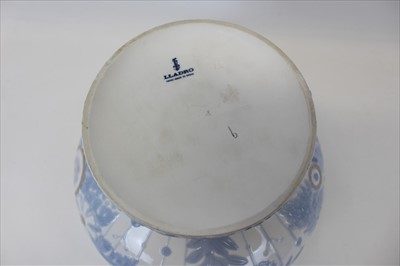 Lot 2004 - Lladro Pastoral bowl by Julio Fernandez, pattern No 1114, 30cm diameter