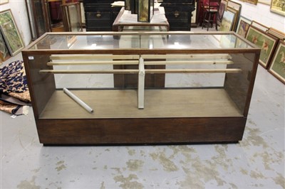 Lot 1446 - Mid 20th century shop display cabinet, with glazed top and front, 186cm wide x 62cm deep x 90cm high