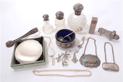 Lot 470 - Selection of miscellaneous silver and white metal.