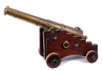 Lot 1107 - Impressive 19th century ship’s signalling cannon