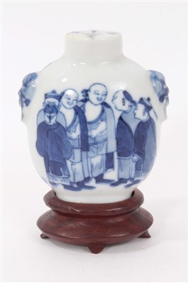 Lot 255 - Chinese blue and white snuff bottle