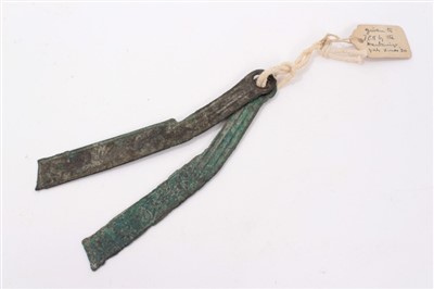 Lot 1105 - Chinese bronze archaistic knife money