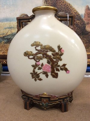 Lot 328 - Victorian Royal Worcester porcelain  ‘Japanese’ moonflask vase