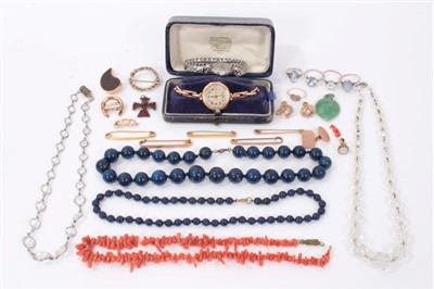 Lot 608 - Collection of jewellery