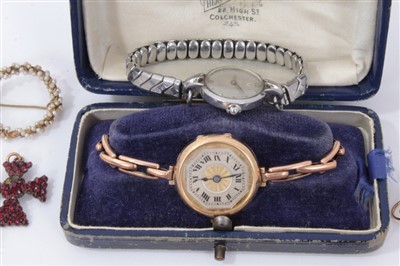 Lot 608 - Collection of jewellery