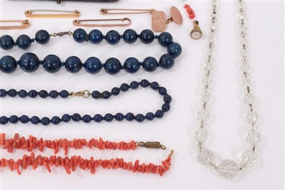Lot 608 - Collection of jewellery