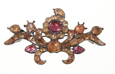 Lot 646 - Georgian brooch