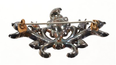 Lot 646 - Georgian brooch